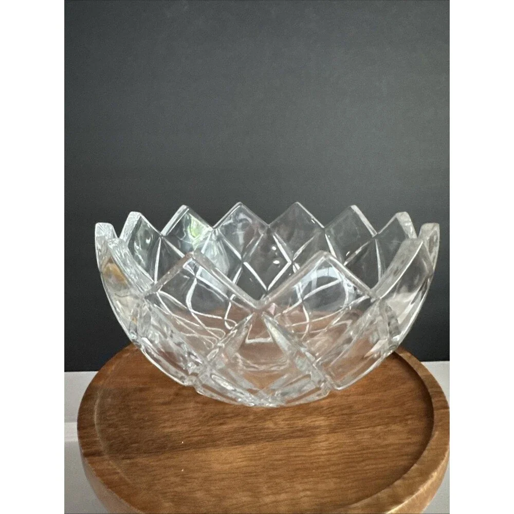 Vintage Mikasa Crescendo Crystal Bowl 8” Diameter